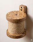 Lantern Scratcher